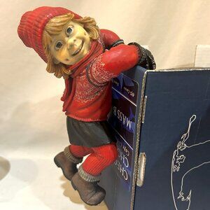 Scandinavian Candy Design Norway Carl Larsson Wall / Shelf Climber Girl Figurine